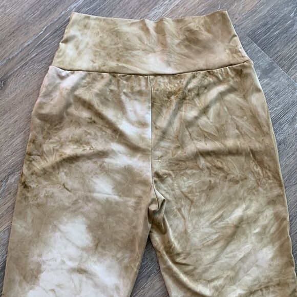 Le Lis leggings mid to high rise gold tie dye size small NWOT - Picture 6 of 11